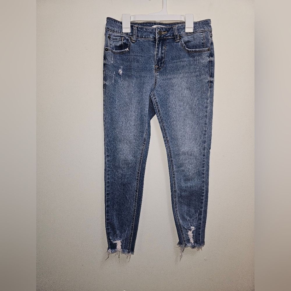 Current Air size L(10) distressed‎ skinny jeans